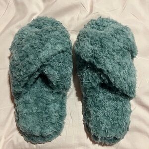 Vera Bradley Plush Slippers